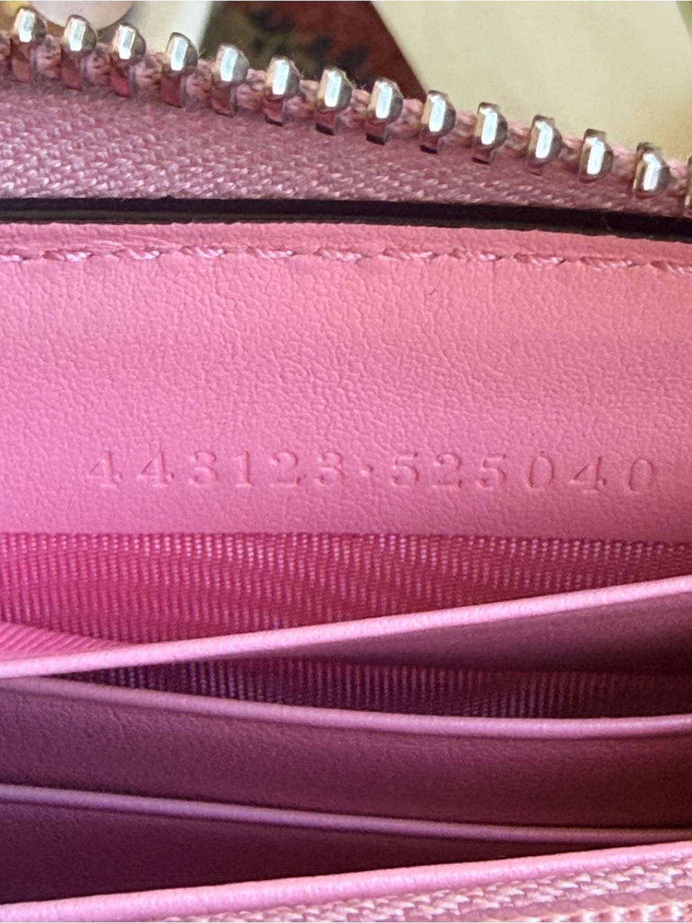 Gucci GG Long Zippy Wallet - Picture 10 of 12